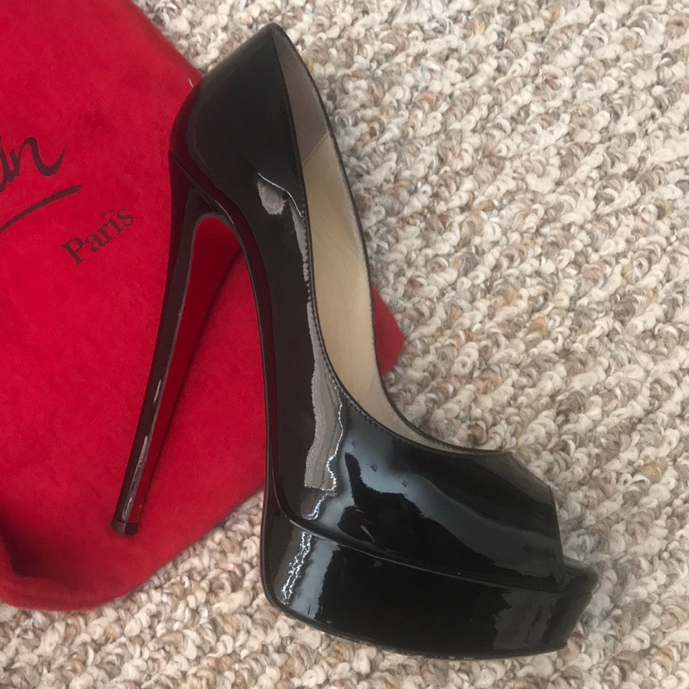 Christian Louboutin shoes - Picture 5 of 7